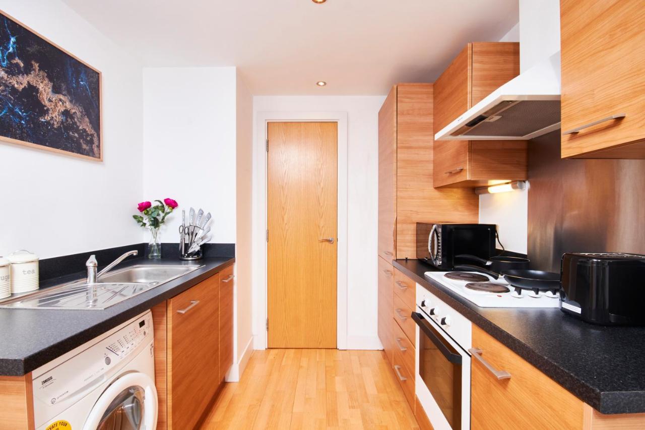 Deluxe City Centre Apt Balcony View& Free Parking! Apartment Leeds  Exterior photo